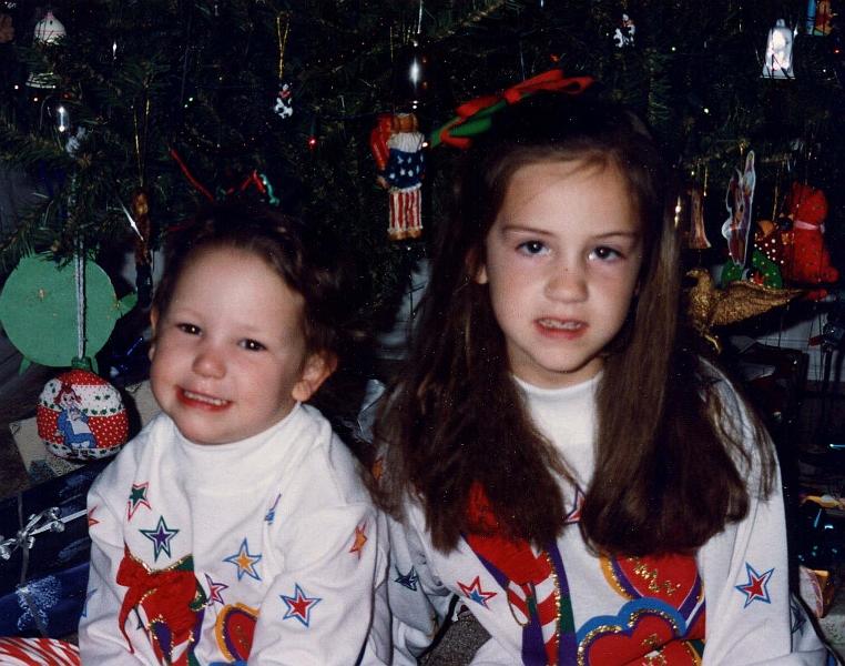 1993 Williams Family Grapevine, TX, Stephanie and Gretchen.jpg - 1993 - Williams Family Christmas card picture - Grapevine, TX